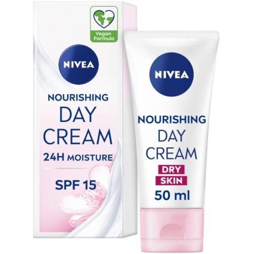 NIVEA Nourishing Day Cream SPF15 - 50 ml