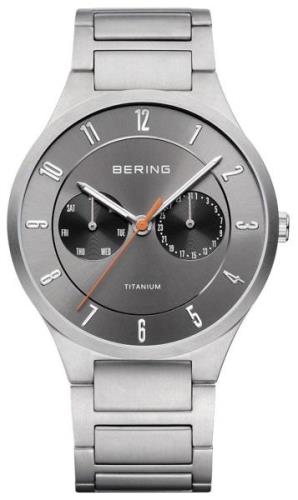 Bering Herreklokke 11539-779 Titanium Sølvfarget/Titan Ø39 mm