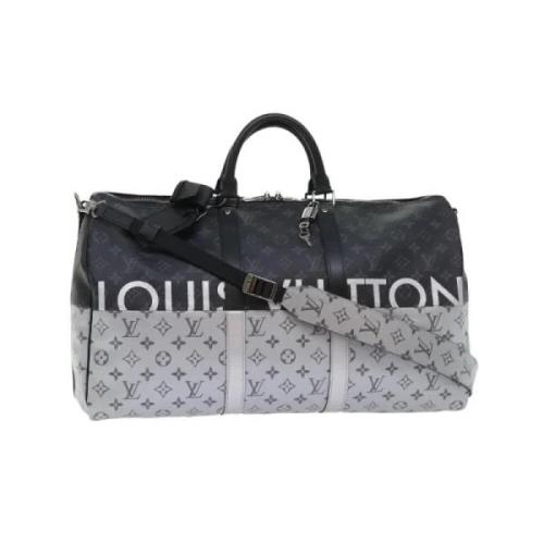 Pre-owned Grått lerret Louis Vuitton Keepall