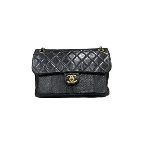 Pre-owned Svart skinn Chanel skulderveske