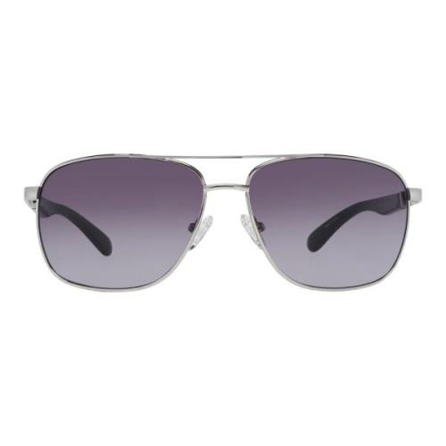 Moderne solbriller for menn med gradientlinser
