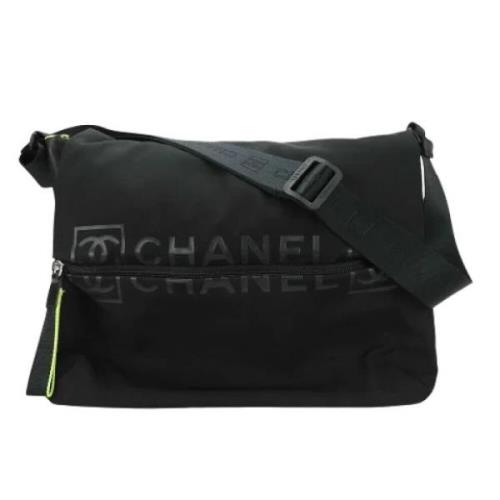 Pre-owned Svart stoff Chanel skulderveske