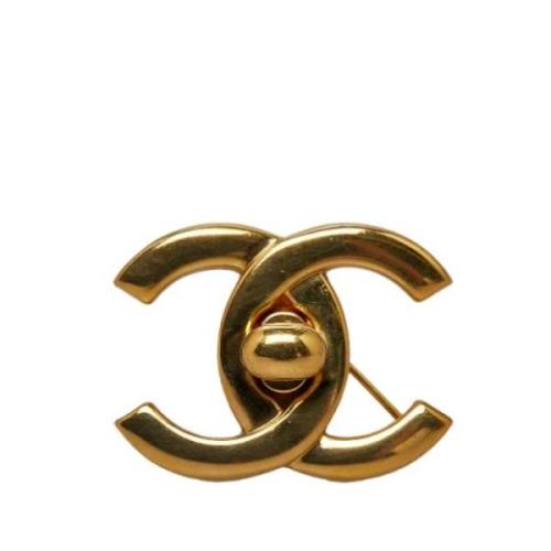 Pre-owned Gull Metal Chanel Brosje