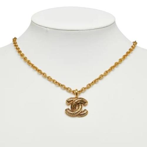 Pre-owned Gullgult Chanel-halskjede i gull