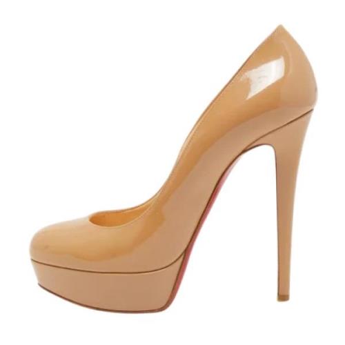 Pre-owned Beige skinn Christian Louboutin haeler