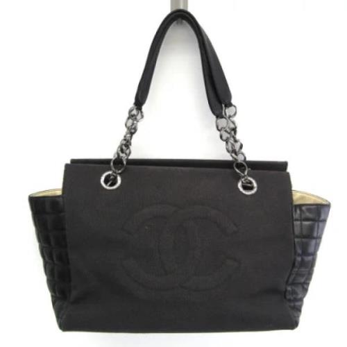 Pre-owned Svart lerret Chanel sjokoladebar