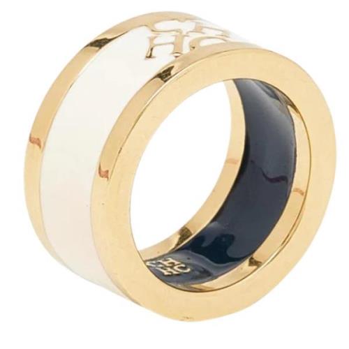 Pre-owned Beige Plast Carolina Herrera Ring