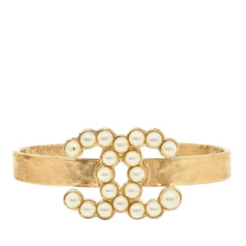Pre-owned Gullgult Chanel-armband i gull