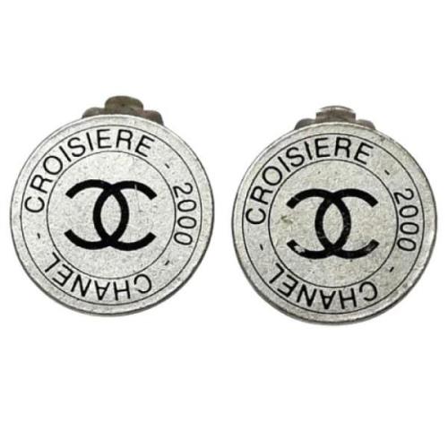 Pre-owned Silver Metal Chanel oredobber