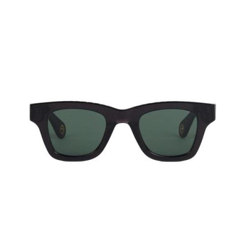 Elegant D-Frame Solbriller