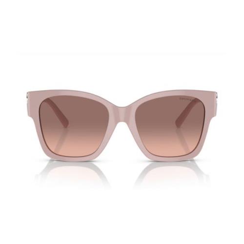 Elegant firkantet solbriller med ikonisk hjertedetalj