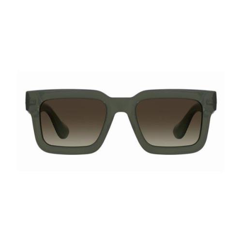 Moderne solbriller med rektangulært stel og brune gradientlinser