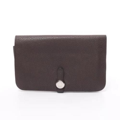 Pre-owned Leather wallets