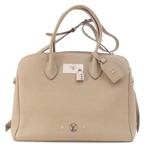 Pre-owned Leather louis-vuitton-bags