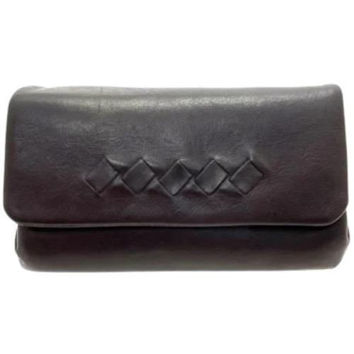 Pre-owned Leather wallets