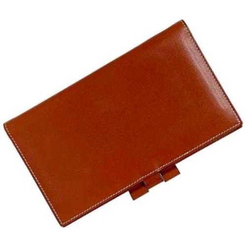 Pre-owned Leather wallets