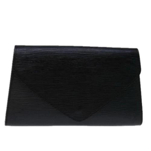 Pre-owned Leather clutches