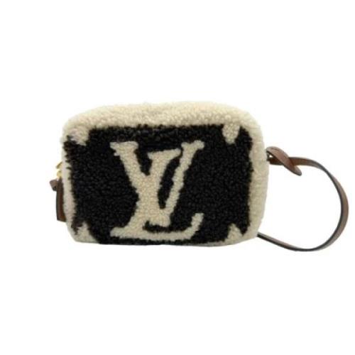 Pre-owned Fur louis-vuitton-bags