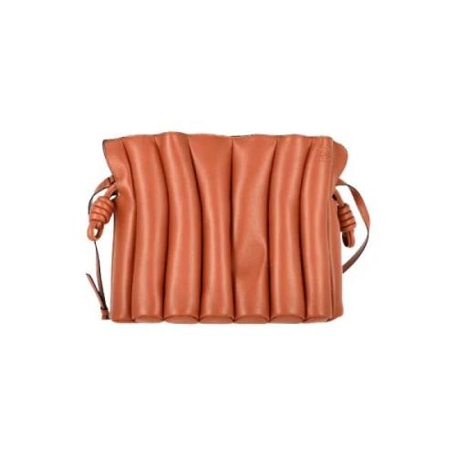 Pre-owned Leather clutches