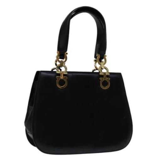 Pre-owned Leather handbags