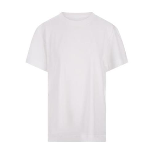 Hvit T-skjorte med brodert signatur
