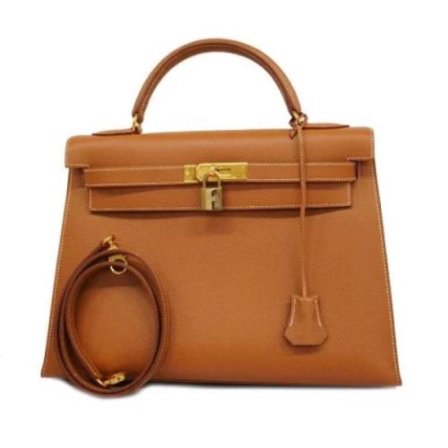 Pre-owned Leather handbags