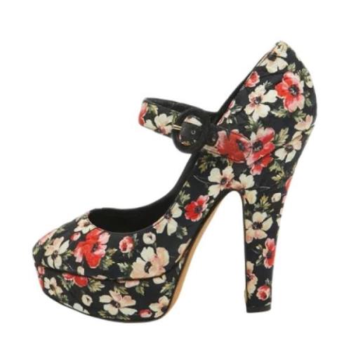 Pre-owned Fabric heels