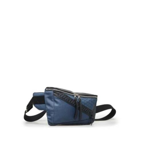 Pre-owned Nylon crossbody-bags