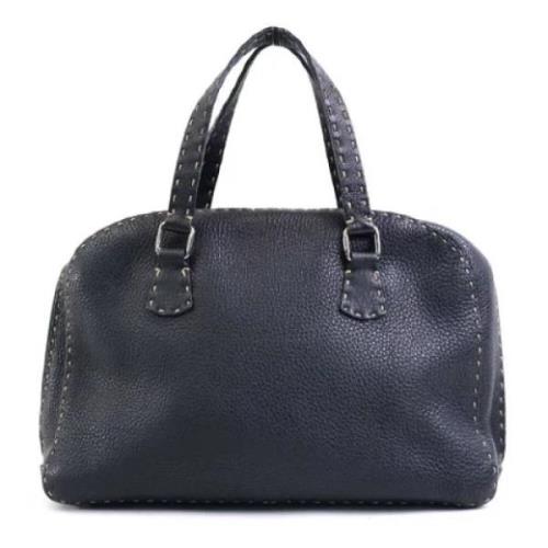 Pre-owned Leather handbags
