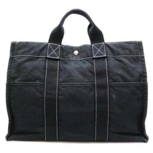 Pre-owned Fabric totes