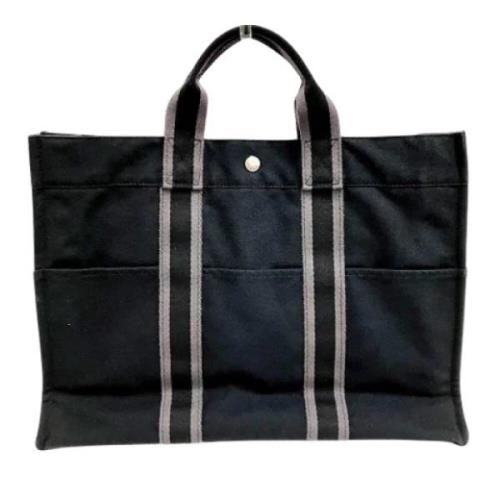 Pre-owned Fabric totes