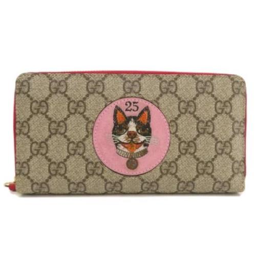 Pre-owned Fabric wallets