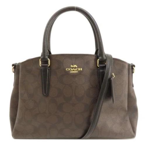 Pre-owned Fabric handbags