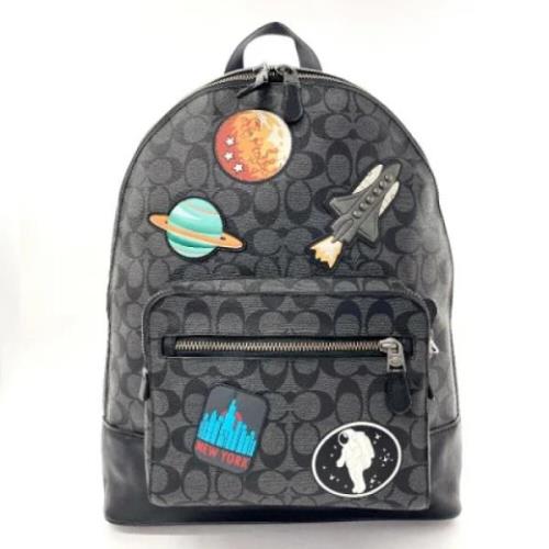 Pre-owned Fabric backpacks