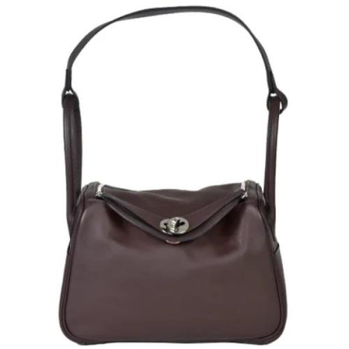 Pre-owned Fabric handbags