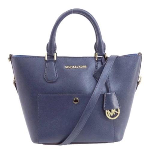 Pre-owned Fabric handbags