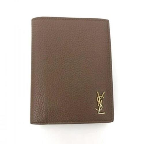 Pre-owned Leather wallets