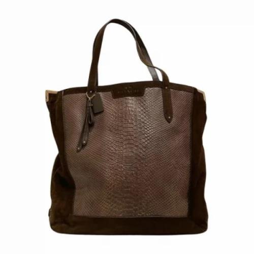 Pre-owned Leather totes