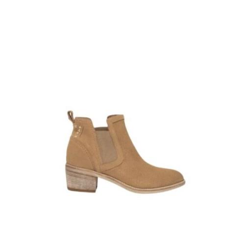 Chelsea Boots