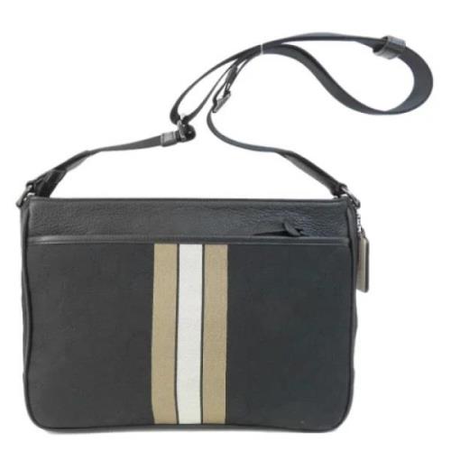 Pre-owned Canvas shoulder-bags