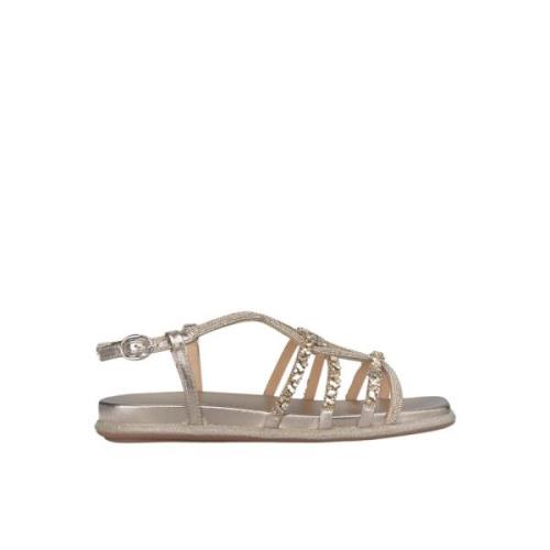 Glitrende spenne sandal