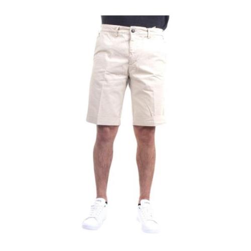 Kaktus Brodert Bermuda Shorts