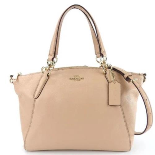 Pre-owned Leather handbags