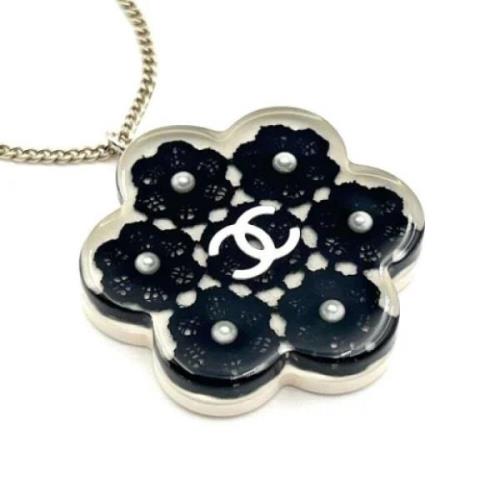 Pre-owned Metal chanel-jewelry