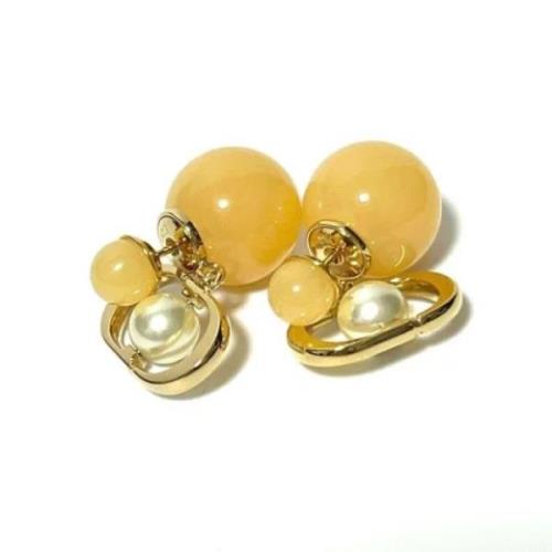 Pre-owned Pearl earrings