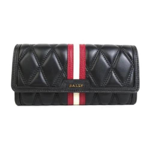 Pre-owned Leather wallets