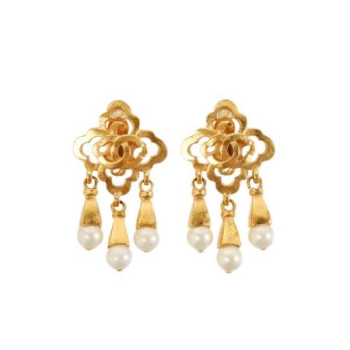 Pre-owned Yellow Gold earrings