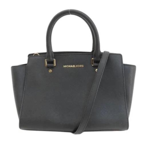 Pre-owned Leather handbags