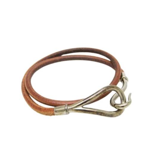 Pre-owned Leather bracelets