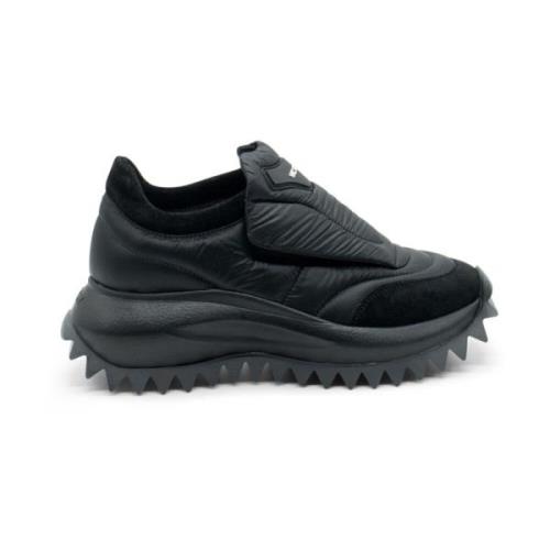 Svart Slip-On Løpesko